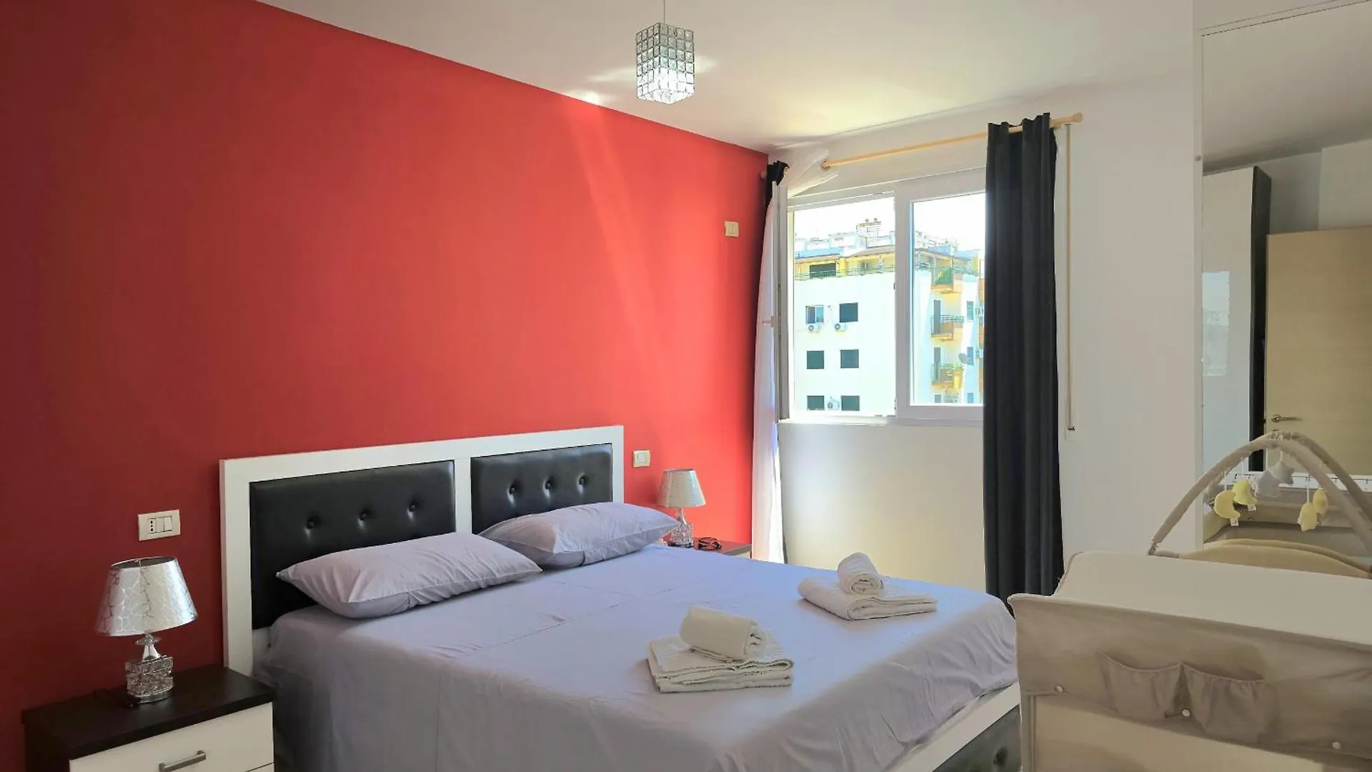 Sea View Holiday Apartment 073